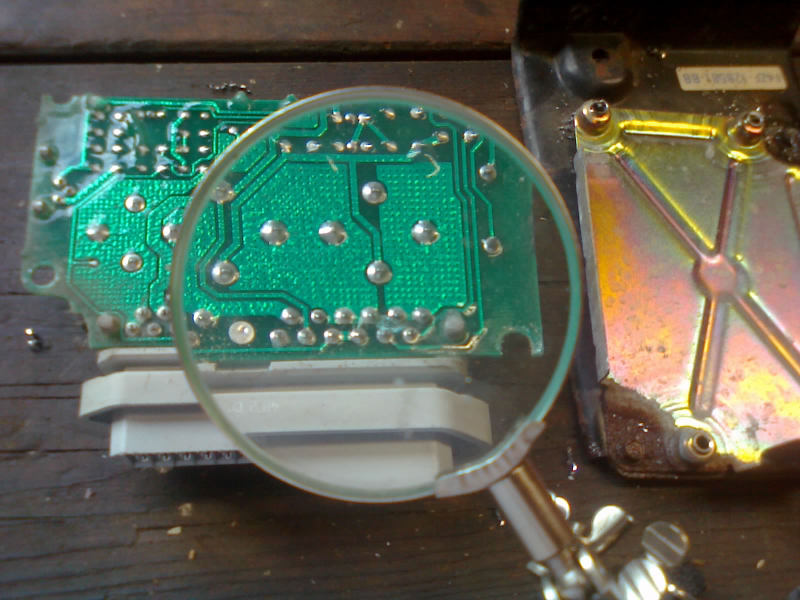 Illustration for article titled Any Oppos good with electronics?